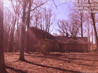 221 Vauxhall Dr, Shelby, NC 28150