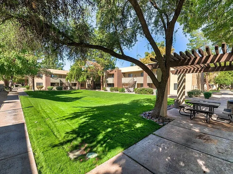 Union Hills Estates — Photo 9
