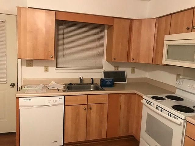 2nd image of 1520 N Main St APT 2A