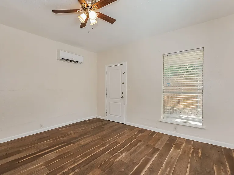 4926 Reiger Ave — Photo 20