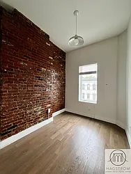 Rented by MADEHOME