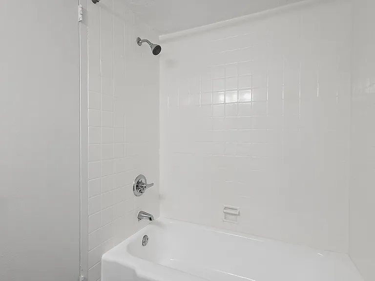 Dwell Apartments — Photo 27