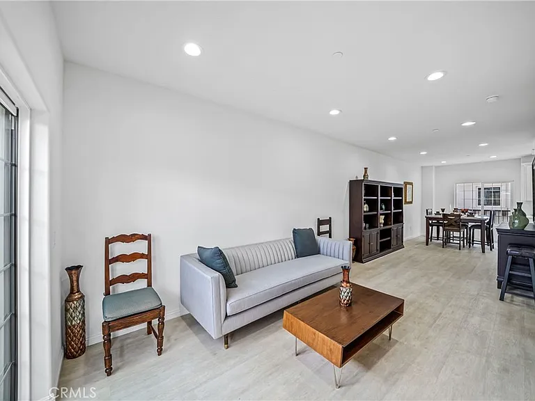 1101 N Maclay Ave #2 — Photo 5