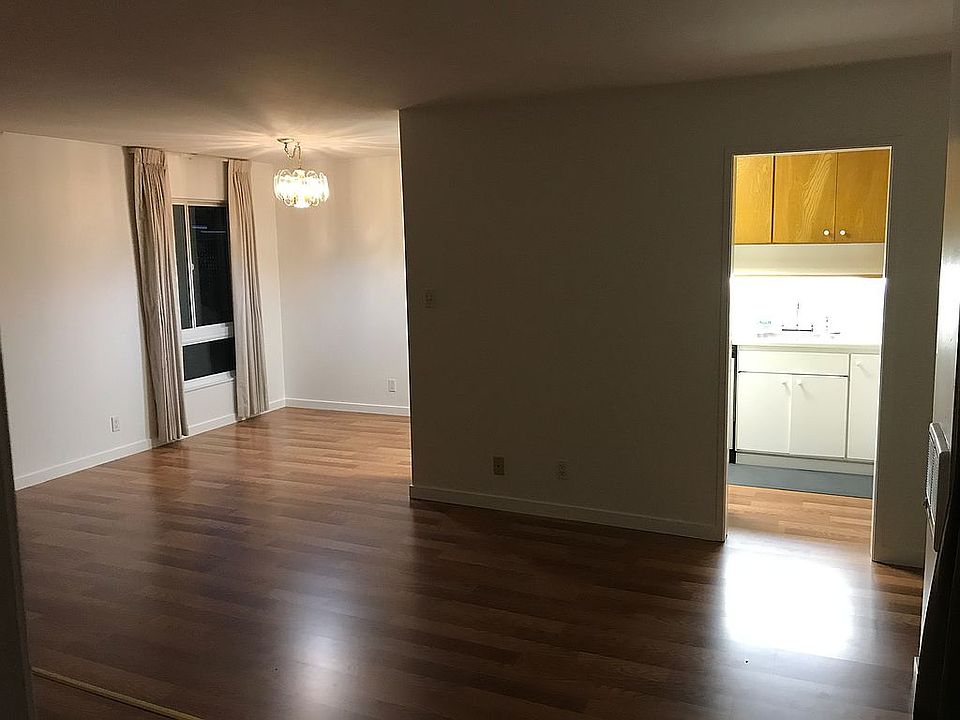 1st image of 821 N Humboldt St APT 404