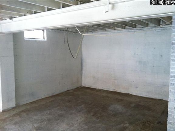 5th image of 561 Glenway Dr