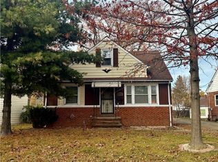 32221 Glen Arden Dr, Willowick, OH 44095
