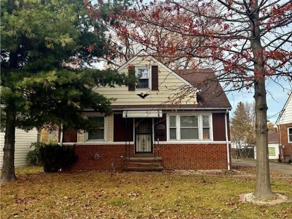 32221 Glen Arden Dr, Willowick, OH 44095