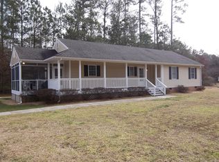 1231 Coachpoint Rd, Hartfield, VA 23071