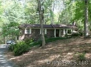 165 Surry Ln, Hendersonville, NC 28791
