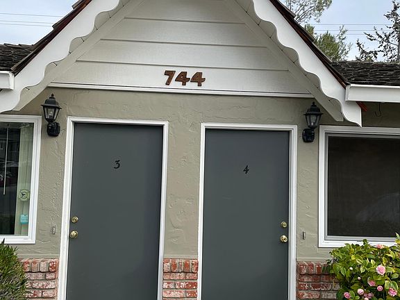 2nd image of 744 Golden Oak Ct APT 4
