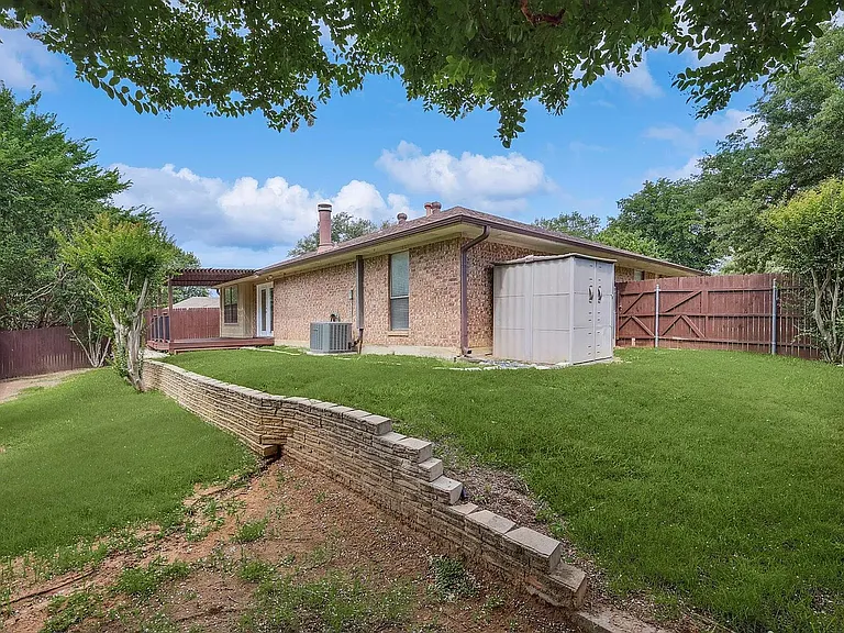 2813 Cripple Creek Trl — Photo 22
