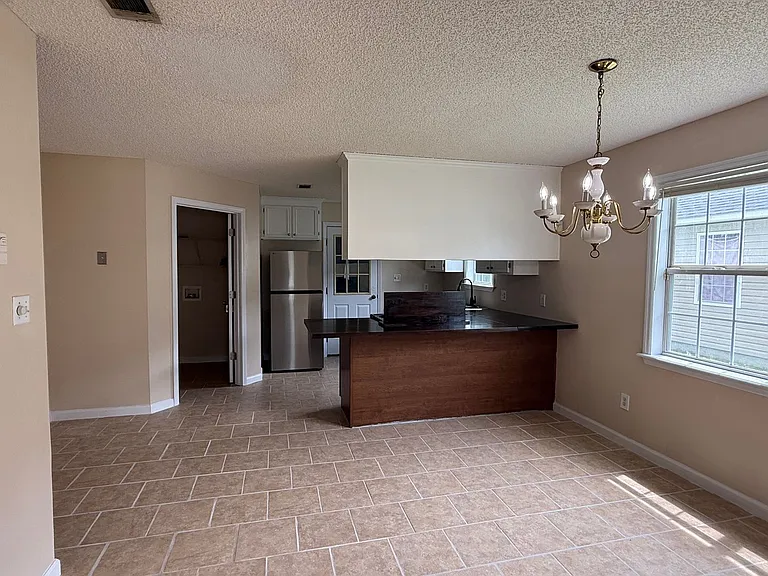 4069 Chadwyck Dr — Photo 4