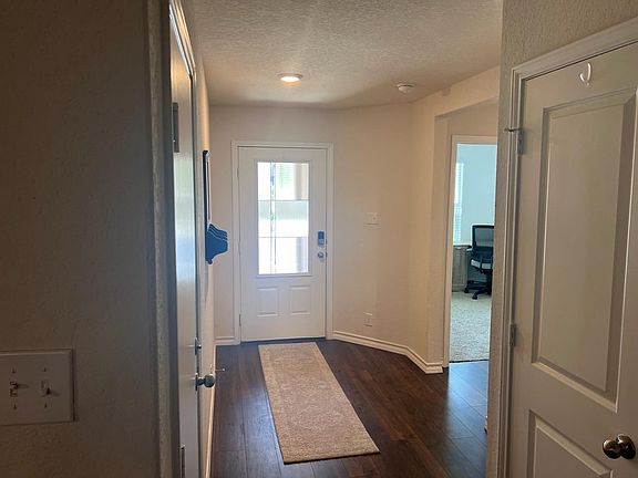 3rd image of 14815 Goldfinch Way