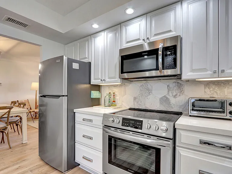 225 S Beach Rd #204 — Photo 26