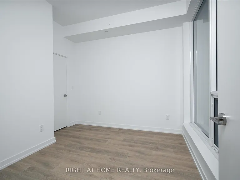 1100 Sheppard Ave W #LPH12 — Photo 13