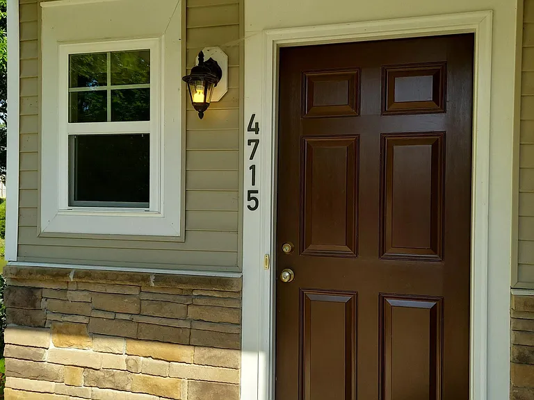4715 Minutemen Way — Photo 3