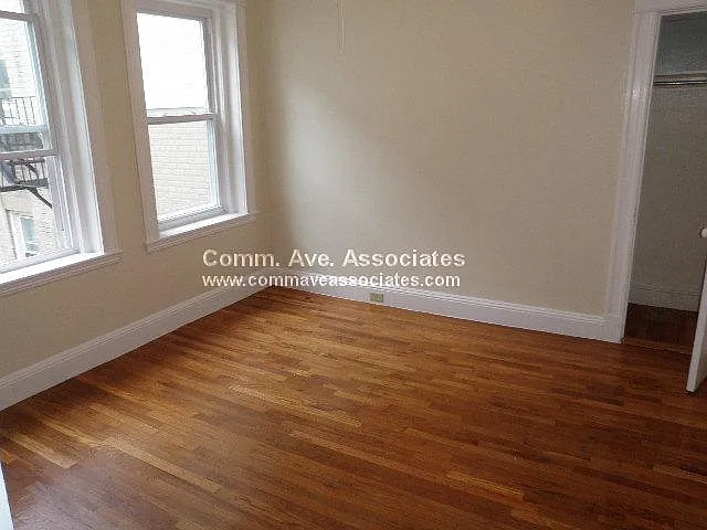 35 Gardner St #3 — Photo 2