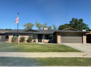1074 Raymond Road, Hanford, CA