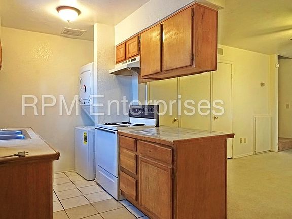 2nd image of 6100 Macarthur Park Ln APT 1706