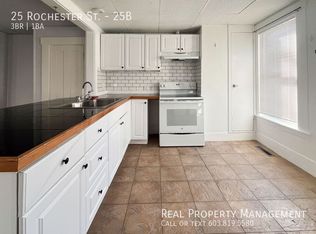25 Rochester St #25B, Berwick, ME 03901