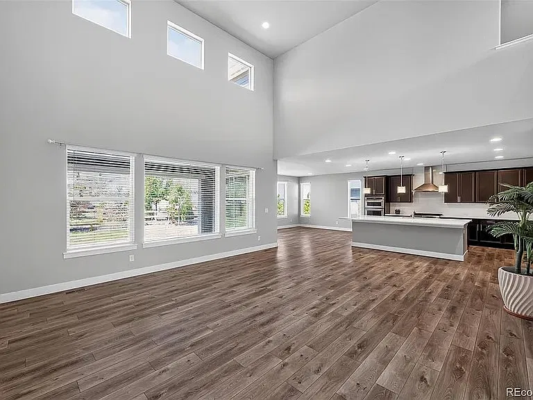 25586 E Alder Dr — Photo 4