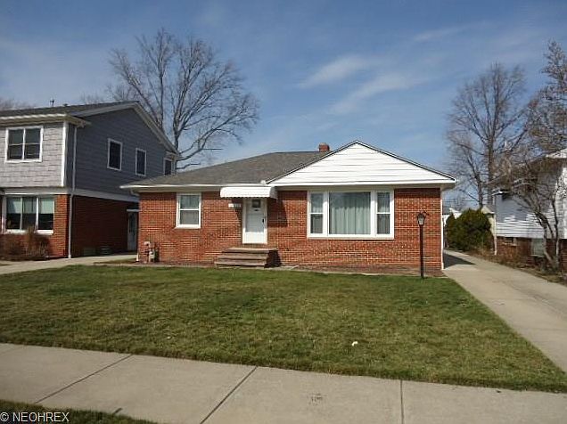 1st image of 31601 Douglas Dr