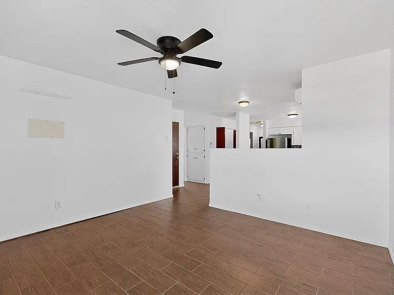 5109 Redlands Rd NW — Photo 8