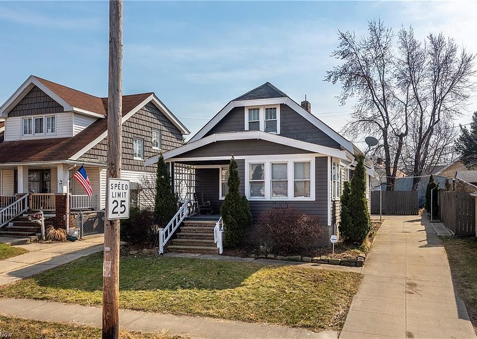 1st image of 1909 Amberly Ave