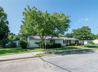 2409 W 1st St, Coffeyville, KS 67337