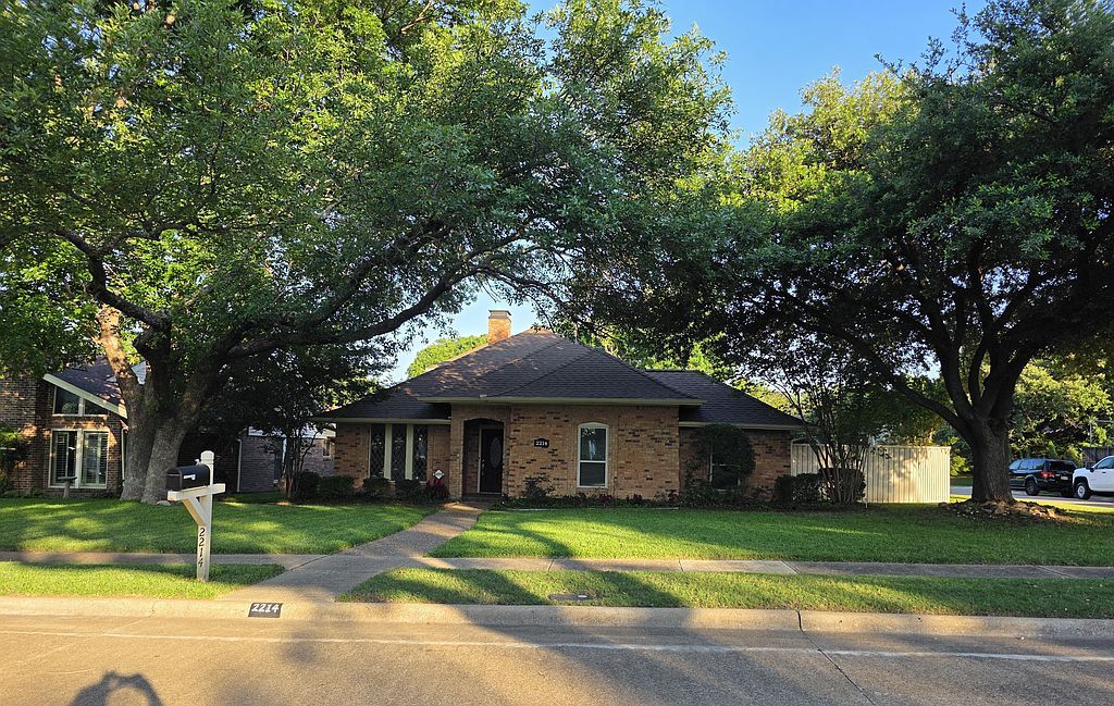 2214 Shannon Ln - Property Image