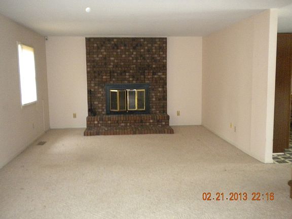 4th image of 9850 Nanticoke Cir