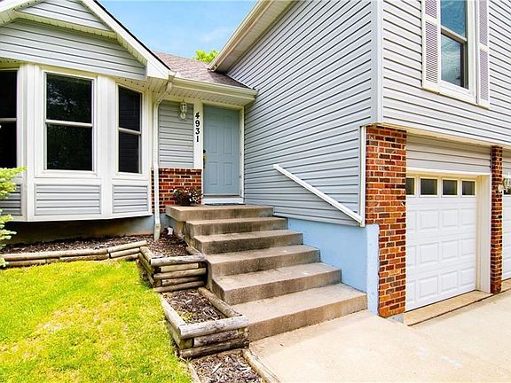 2nd image of 4931 Grandview Ave
