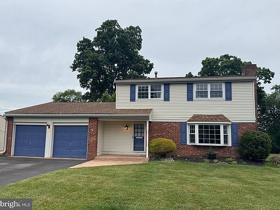 2nd image of 3220 Dale Rd