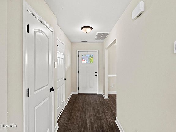 5th image of 282 Marsh Haven Drive
