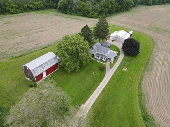 5764 Rees Rd, Fillmore, NY 14735