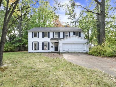 27345 Santa Clara Dr, Westlake, OH, 44145
