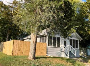 414 E Oak St, Kewanee, IL 61443