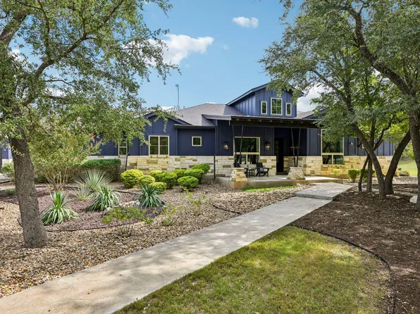 540 Oak Point Ct, Liberty Hill, TX 78642
