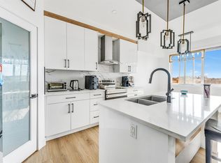 3911 40th Ave, Beaumont, AB T4X3B5