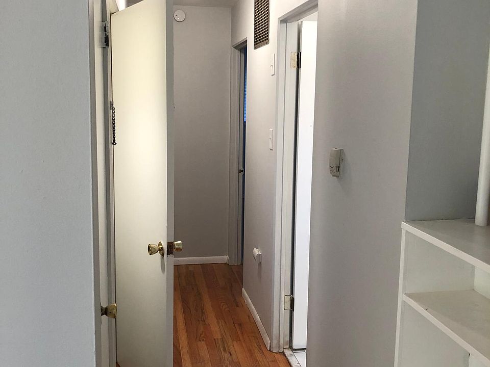 1st image of 3115 Sherman Dr