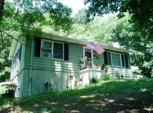 107 Cherry St, Maurertown, VA 22644