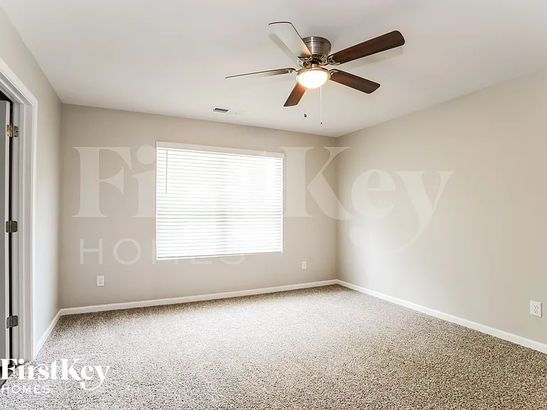 5615 Cobblestone Glen Dr — Photo 7