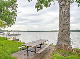 390 Driftwood Ct #3B-1, Azle, TX 76020