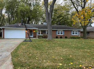 1221 N Ridge Rd, Muncie, IN 47304