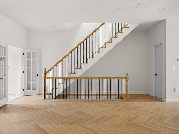 5th image of 772 Bushwick Ave