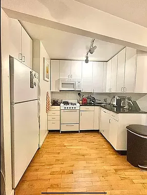 Rented by The Downtown LLC | media 6