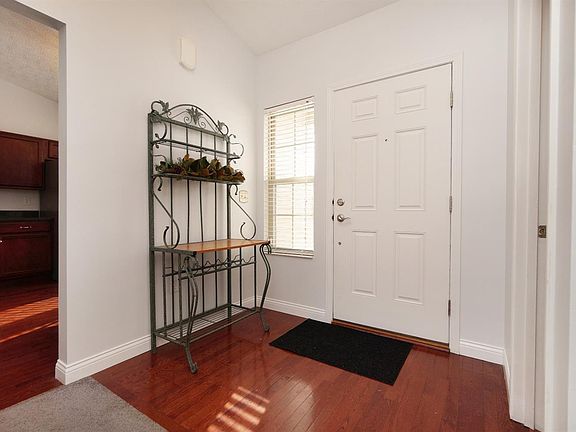 3rd image of 7916 Healy Dr