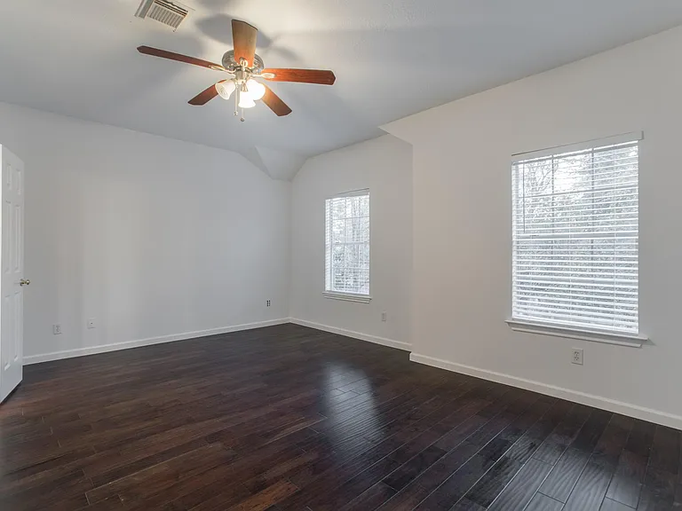 226 Blushwood Pl — Photo 29