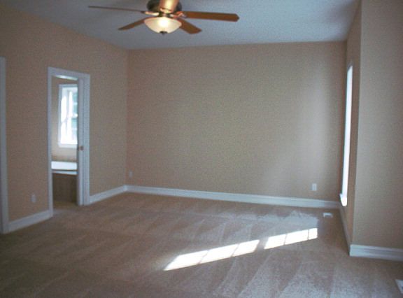 4th image of 151 Robertson Dr