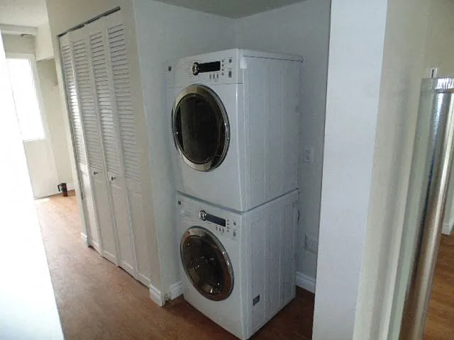204 Cassils Rd E — Photo 18